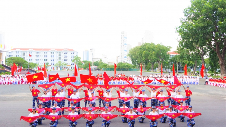 Học viện Hải quân tổ chức Hội thi 05 vũ điệu trong sinh hoạt tập thể cho bộ đội và khiêu vũ quốc tế