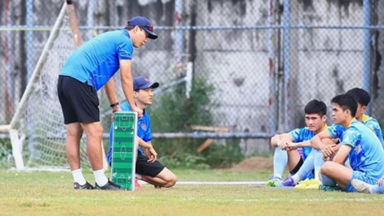 U22 Việt Nam trở lại sân tập, hướng tới trận bán kết gặp Philippines