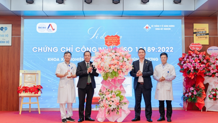 Lễ đón nhận Chứng chỉ công nhận ISO 15189:2022 – Khoa Xét nghiệm Bệnh viện Đa khoa Hùng Vương