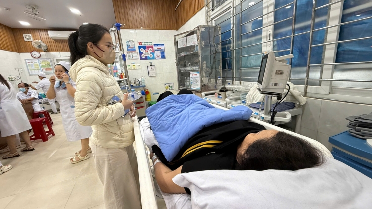 203 người ở Quảng Ngãi bị ngộ độc do ăn bánh mì Hồng Vân