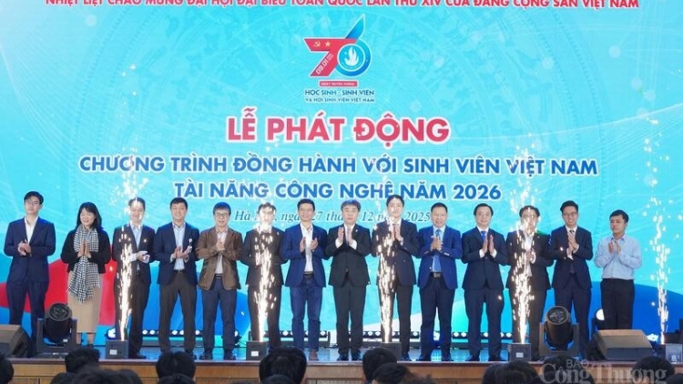 Phát động chương trình đồng hành cùng sinh viên tài năng công nghệ năm 2026