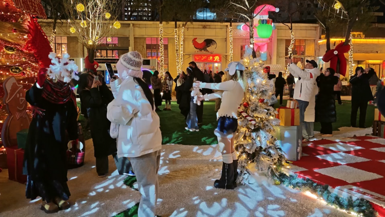 Bắc Kinh trong đêm Giáng sinh 2025