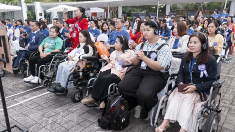 Thời sự 18h 3/12/2025: Việt Nam có hệ thống an sinh xã hội bao trùm cho người khuyết tật