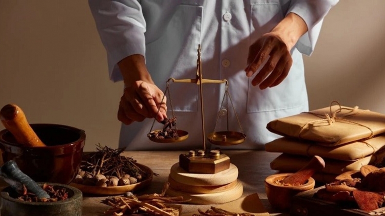 Phát triển các phương pháp điều trị y học cổ truyền