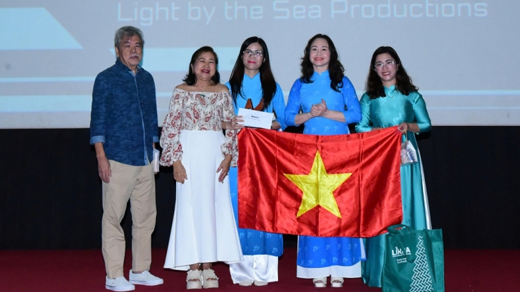 “Light by the Sea” nhận 3 giải thưởng tại Liên hoan phim cộng đồng quốc tế SineMaya 2025.