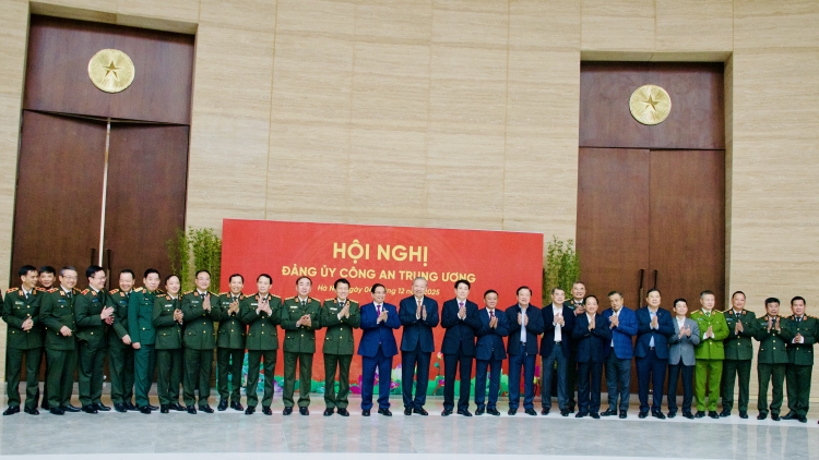 Thời sự 18h 4/12/2025: Tổng Bí thư Tô Lâm dự Hội nghị Đảng ủy Công an Trung ương năm 2025