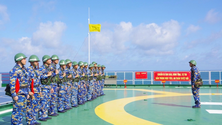 Vững vàng giữa trùng khơi - Bài 2: Điều trân quý từ nơi đầu sóng, ngọn gió