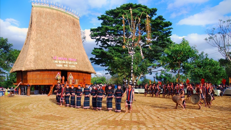 Thời sự 12h 18/12/2025: Gia Lai đăng cai tổ chức Năm Du lịch quốc gia 2026