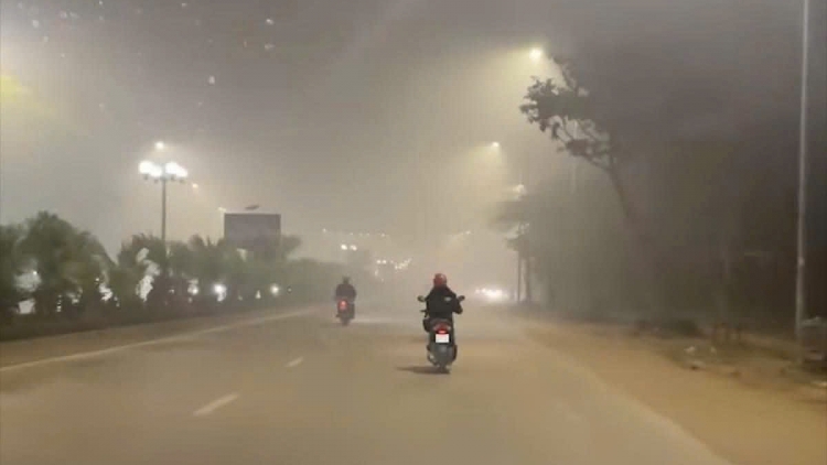 Không khí nhiều khu vực ở Hà Nội rất không tốt cho sức khỏe