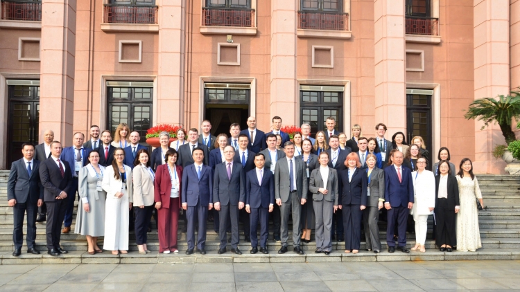 Khai mạc Chương trình bồi dưỡng và trao đổi chuyên đề với công chức cao cấp của Liên bang Nga