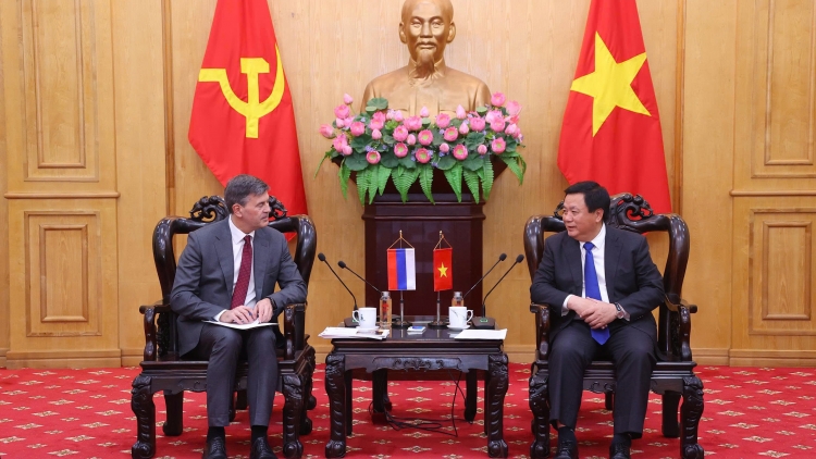 Thúc đẩy hợp tác chiến lược đào tạo, bồi dưỡng và nghiên cứu đánh giá cán bộ Việt Nam – Nga