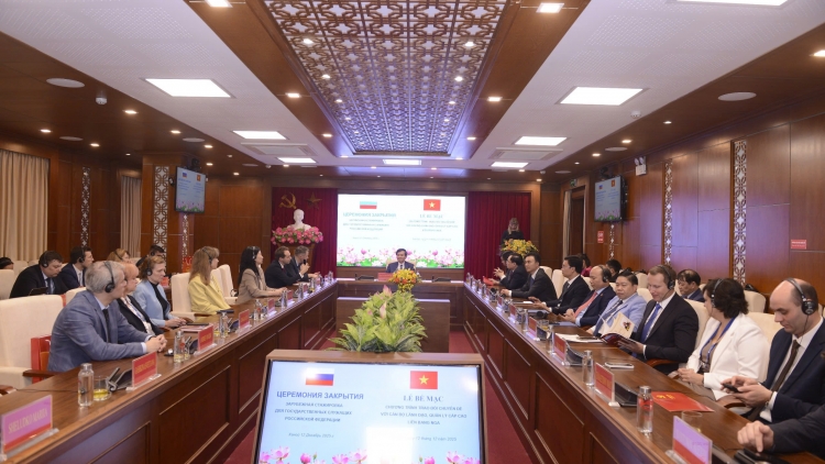 Bế mạc Chương trình bồi dưỡng, trao đổi chuyên đề với công chức cao cấp Liên bang Nga