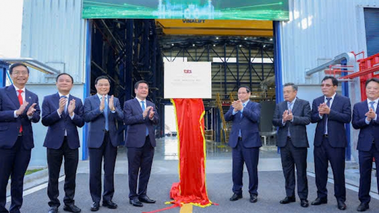 Thời sự 18h 14/12/2025: Khánh thành Dự án điện khí LNG đầu tiên của Việt Nam 