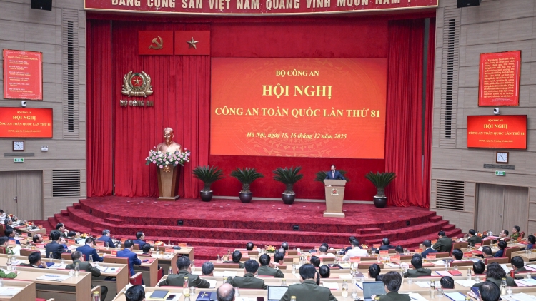 Thủ tướng: lực lượng công an bảo vệ tuyệt đối an ninh, an toàn Đại hội đại biểu toàn quốc lần thứ XI