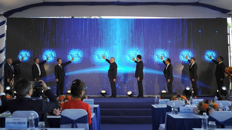 Thời sự 18h 9/1/2026: Khai trương Trung tâm Tài chính quốc tế Việt Nam tại thành phố Đà Nẵng