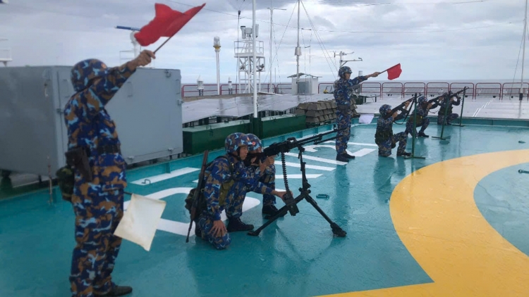 Từ thềm lục địa phía Nam, những người lính nhà giàn DK1 gửi gắm niềm tin về Đại hội