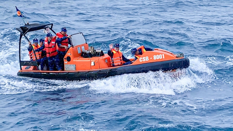 Bức thư gửi về từ biển: Khi trách nhiệm người lính hòa cùng tình cha