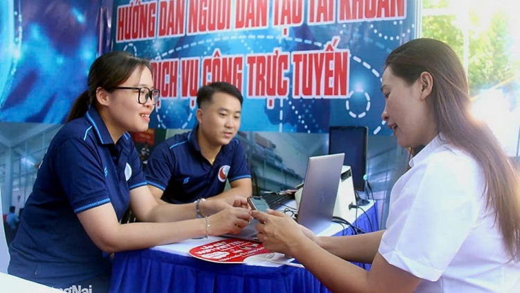 Chuyển đổi số thắp sáng nông thôn xứ Thanh