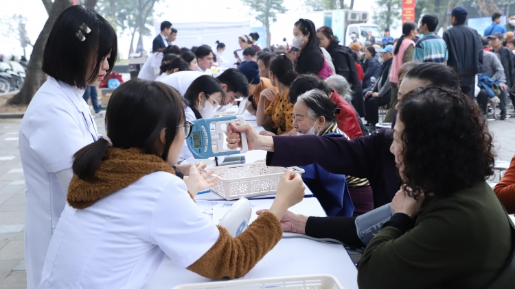 Thời sự 18h 31/1/2026: Khởi động chương trình chăm sóc sức khỏe người cao tuổi năm 2026