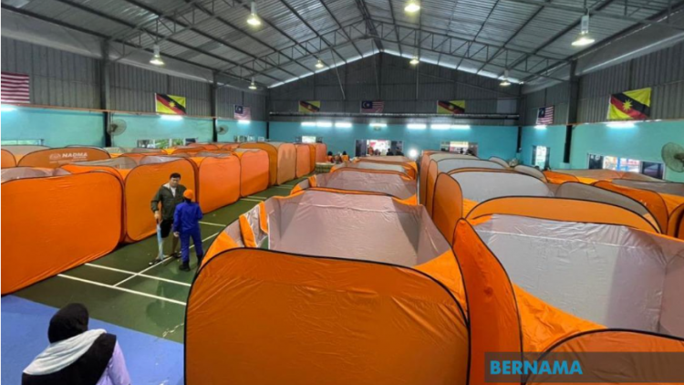 Malaysia: Gần 3.500 người sơ tán, 35 trường học đóng cửa do lũ lụt và sạt lở đất