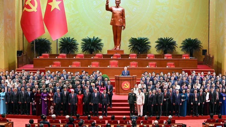 Tiến lên! Toàn thắng ắt về ta!