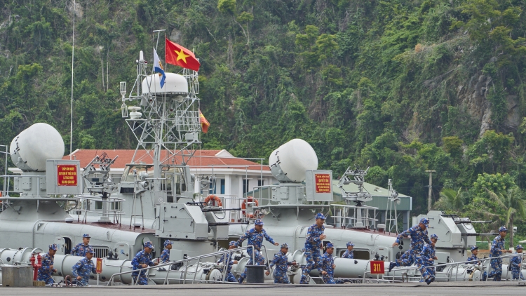 Cán bộ chiến sĩ Vùng 1 Hải quân: Vững vàng trên tuyến biển Đông Bắc, hướng về Đại hội XIV của Đảng