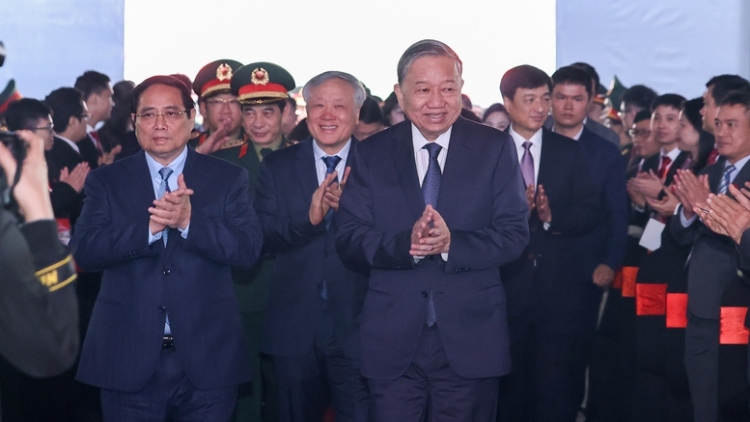 Thời sự 18h 16/1/2026: Tổng Bí thư Tô Lâm dự lễ khởi công nhà máy chế tạo chip bán dẫn tại Viettel