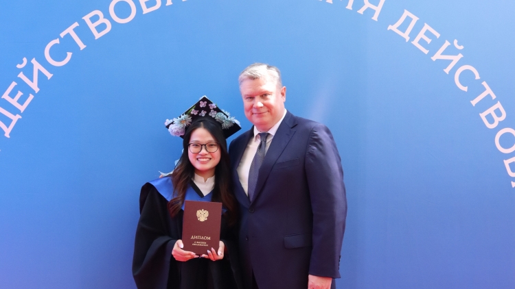 Trí thức, kiều bào tại Nga quyết tâm đồng hành cùng dân tộc, thực hiện thành công Nghị quyết Đại