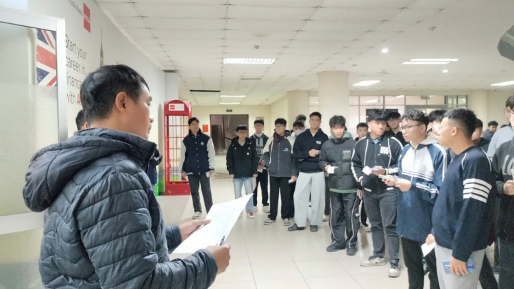 Gần 17.000 thí sinh thi Đánh giá năng lực để tranh suất vào đại học sớm