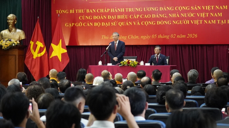 Thời sự 21h30 5/2/2026: Tổng Bí thư gặp gỡ cán bộ Đại sứ quán và cộng đồng người Việt Nam tại Lào