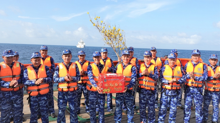Cảnh sát biển giữ vững bản lĩnh, đảm bảo an ninh trật tự trên biển Tây Nam