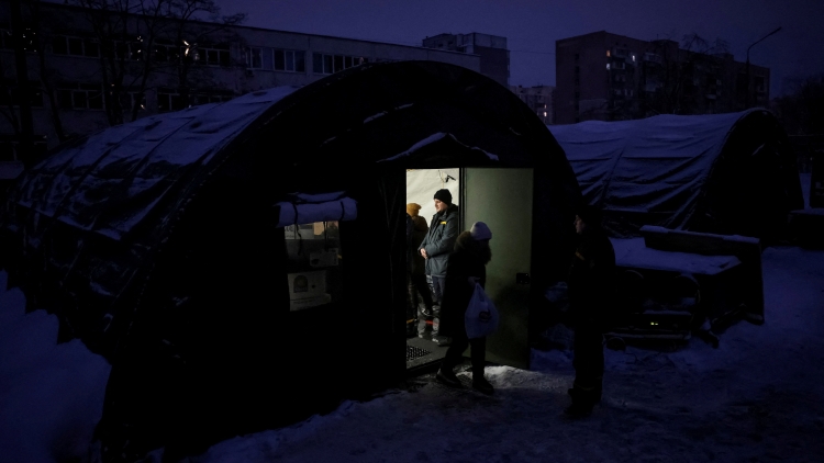 Hệ thống năng lượng Ukraine tê liệt - Mỹ thúc đẩy đàm phán hòa bình tại Miami 