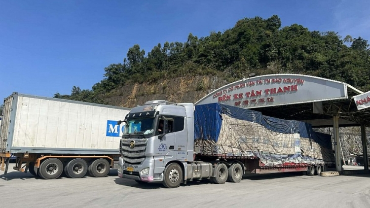 Cục Hải quan hoả tốc yêu cầu toàn ngành trực 24/7, đẩy nhanh thông quan thực phẩm nhập khẩu