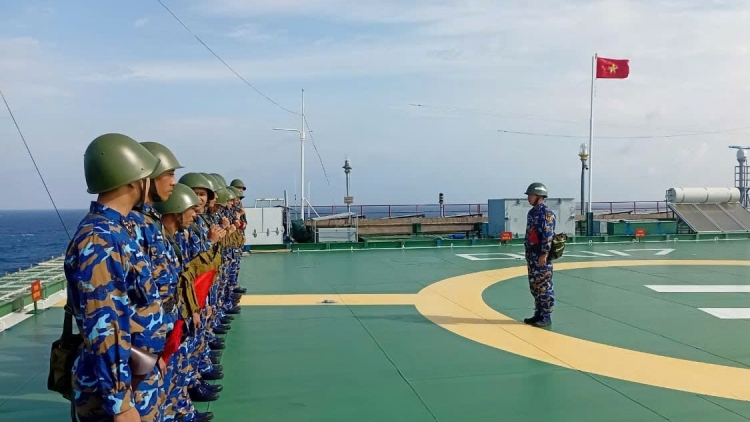  Bí thư Chi bộ làm nên sức mạnh chính trị ở Nhà giàn DK1/7