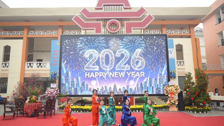 Xuân gắn kết niềm vui thầy trò