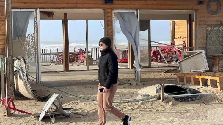 Bồ Đào Nha: Mưa lớn tiếp diễn, gần 200.000 người vẫn sống trong cảnh mất điện