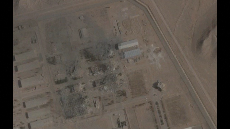 Căng thẳng Mỹ- Iran: Vừa răn đe quân sự, vừa mở cửa ngoại giao