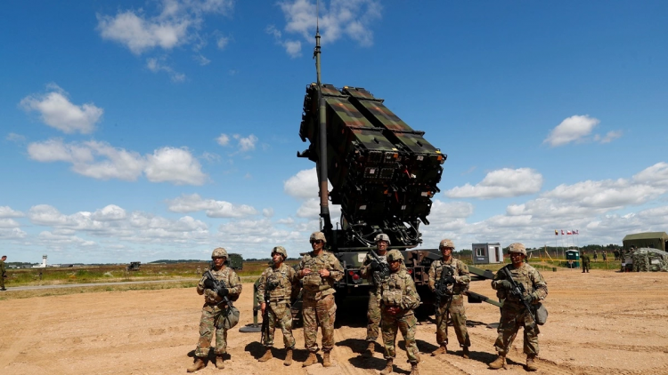 Mỹ đưa tên lửa Patriot lên bệ phóng tại căn cứ không quân lớn nhất Trung Đông