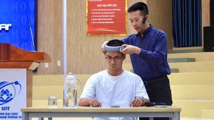 Công ty Brain-Life đưa thiết bị công nghệ thần kinh “make-in-Vietnam” ra thế giới