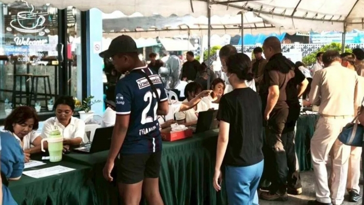 Hơn 2 triệu cử tri Thái Lan bỏ phiếu bầu cử sớm