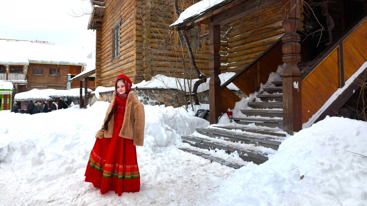 Lễ tiễn mùa đông Maslenitsa 2026 tại Moskva
