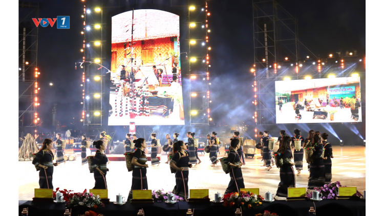 Theo dòng thời sự sáng 1/2/2026