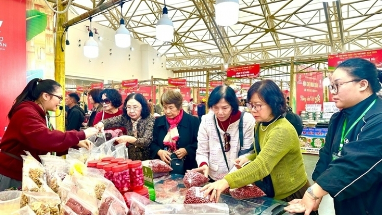 Thời sự 18h 21/2/2025: Nguồn hàng dồi dào, giá cả ổn định những ngày đầu năm