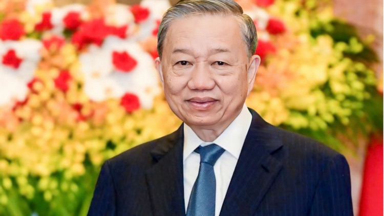 Đẩy mạnh đối ngoại toàn diện ở tầm cao mới