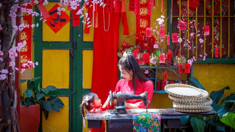 Theo dòng thời sự sáng 12/2/2026