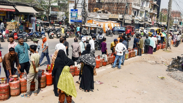 Ấn Độ liên tục điều chỉnh chính sách để ổn định thị trường năng lượng trong nước