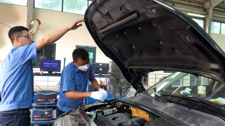 Siết chặt kiểm định khí thải – chủ phương tiện cần lưu ý những gì?