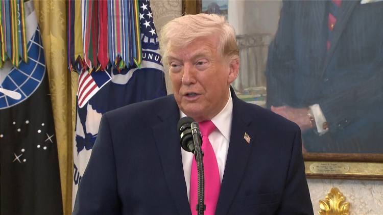 Ông Trump tái khẳng định Mỹ–Iran đang đàm phán, vẫn duy trì sức ép quân sự