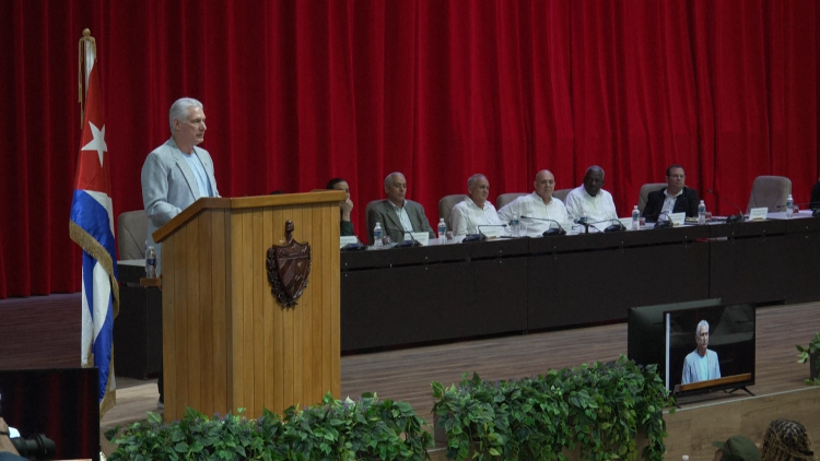 Cuba kiên định trước sức ép, quyết tâm bảo vệ chủ quyền quốc gia