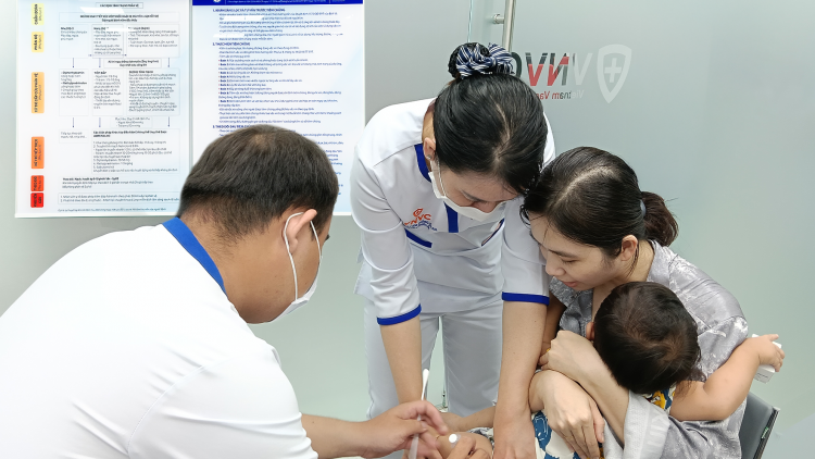 Liên tục ghi nhận các ca mắc và nguy kịch do não mô cầu, nhiều người tiếp xúc gần